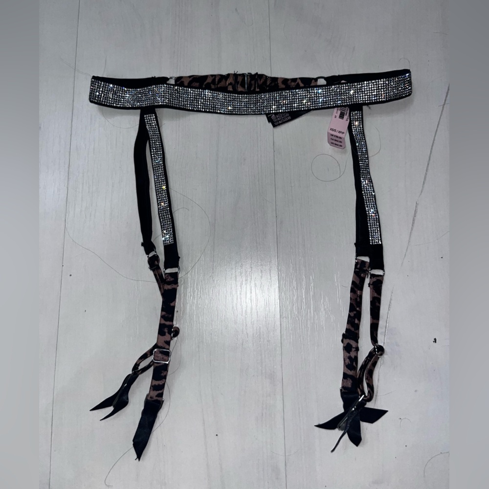 Victoria's Secret Garter Belt Lingerie Rhinestone Bling Very Sexy size xs-s
